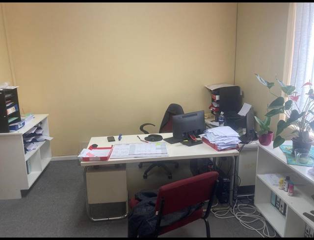 BUSINESS PROPERTY TO RENT IN NEWTON PARK